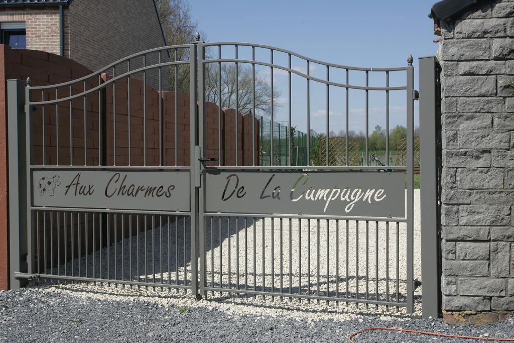 Aux Charmes De La Campagne Villa Hautrage Екстериор снимка